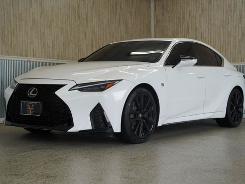 Used 2022 Lexus IS 350 F Sport AWD/4WD image 4