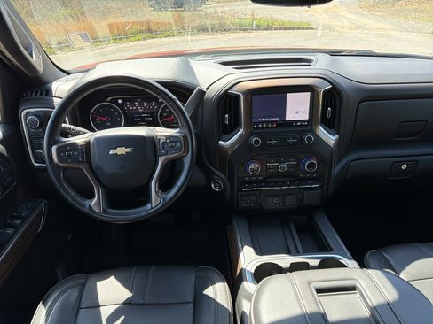 Used 2019 Chevrolet Silverado 1500 High Country w/ Technology Package image 22