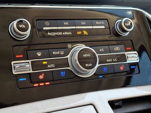 Certified 2024 Lincoln Navigator Black Label image 17