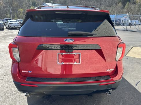 Used 2023 Ford Explorer ST-Line image 6