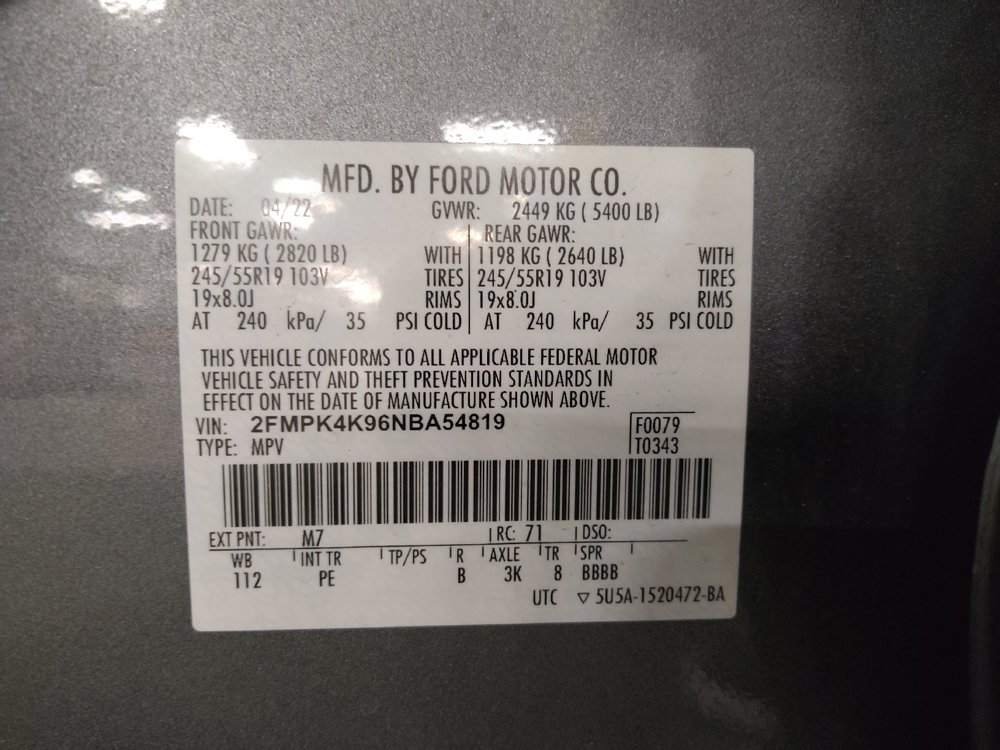 Used 2022 Ford Edge Titanium w/ Equipment Group 301A AWD/4WD image 33