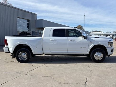 Used 2025 RAM 3500 Longhorn image 2