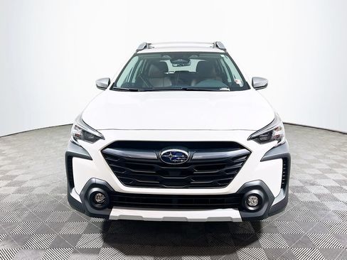 Used 2023 Subaru Outback Touring XT AWD/4WD image 2