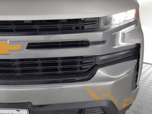 Used 2019 Chevrolet Silverado 1500 LT w/ Texas Edition image 11