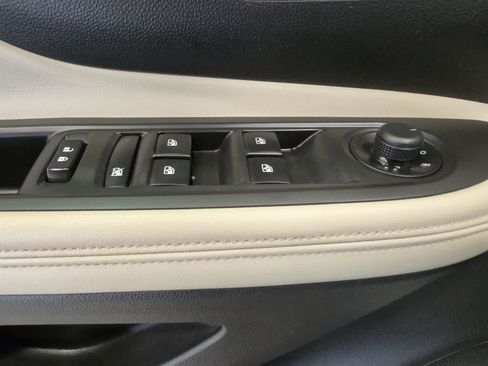 Used 2017 Buick Encore Preferred FWD image 16