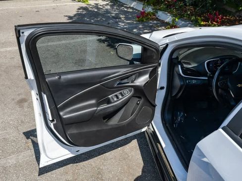 Used 2019 Chevrolet Volt LT w/ Power Convenience Package image 22
