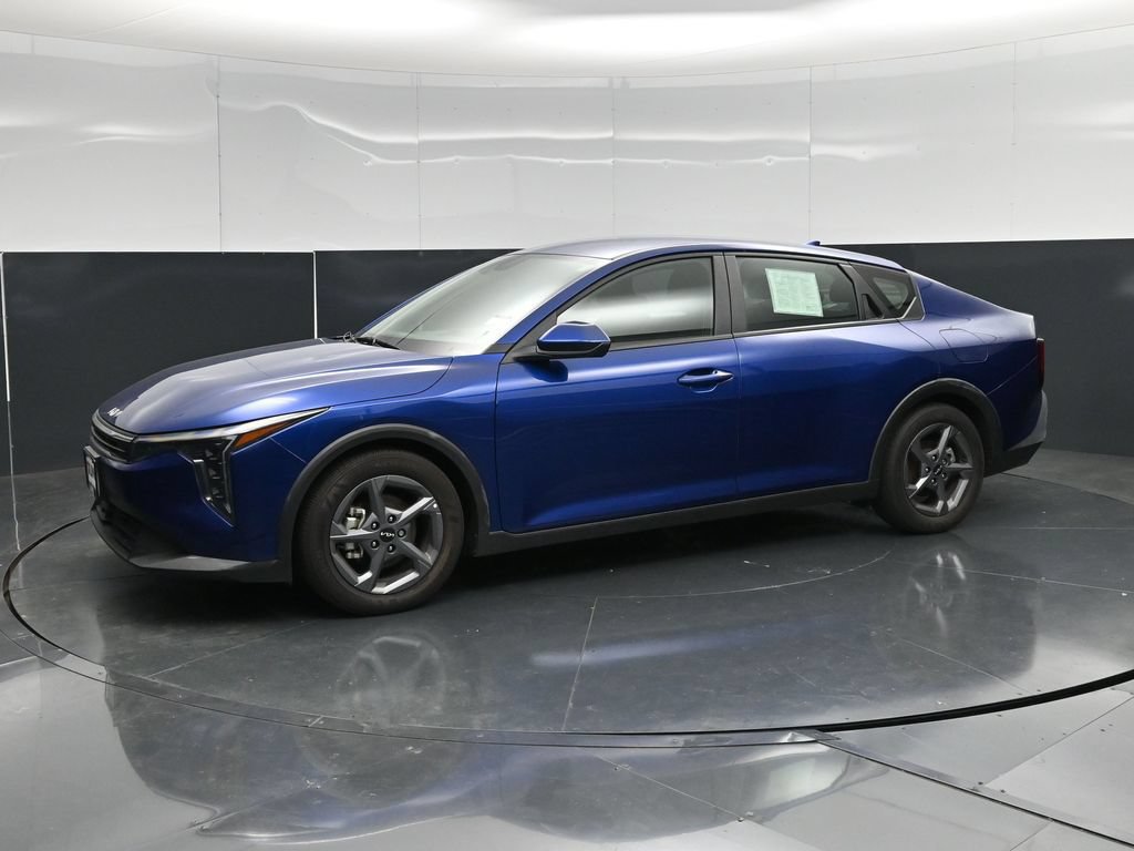 Used 2025 Kia K4 FWD image 8