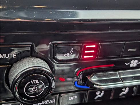 Used 2021 Jeep Grand Cherokee L Limited image 31