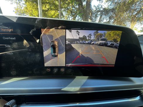 Used 2025 Cadillac Lyriq Sport image 26