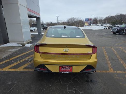 Used 2020 Hyundai Sonata SEL Plus w/ Tech Package image 4