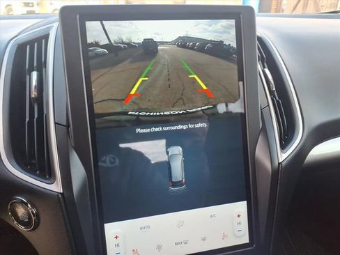 Certified 2024 Ford Edge SEL w/ Convenience Package image 21