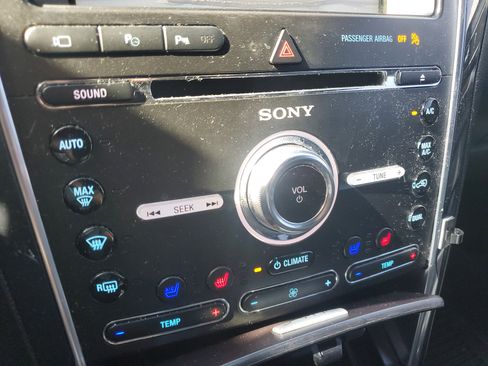 Used 2018 Ford Explorer Limited w/ Equipment Group 301A image 32