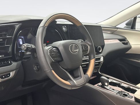 Used 2024 Lexus RX 350 Premium w/ Cold Area Package AWD/4WD image 7