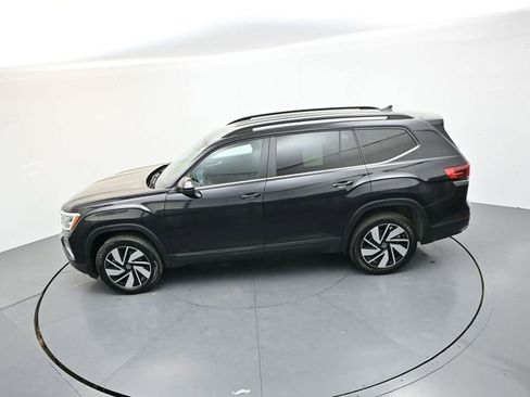 Used 2025 Volkswagen Atlas SE FWD image 26