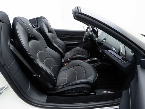 Certified 2018 Ferrari 488 Spider RWD image 10