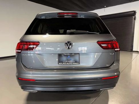 Used 2018 Volkswagen Tiguan S FWD image 5