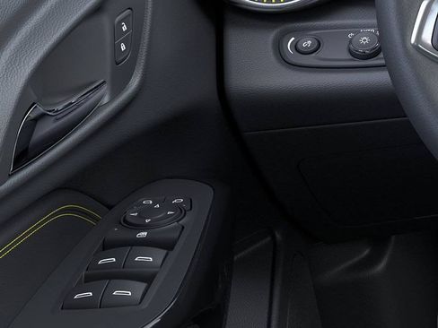 New 2026 Chevrolet Trax LT w/ LT Convenience Package FWD image 22