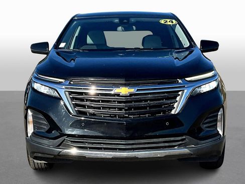 Used 2024 Chevrolet Equinox LT image 3