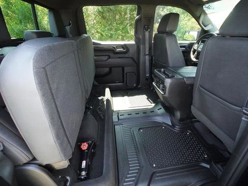 Used 2023 GMC Sierra 1500 AT4 w/ Technology Package AWD/4WD image 32