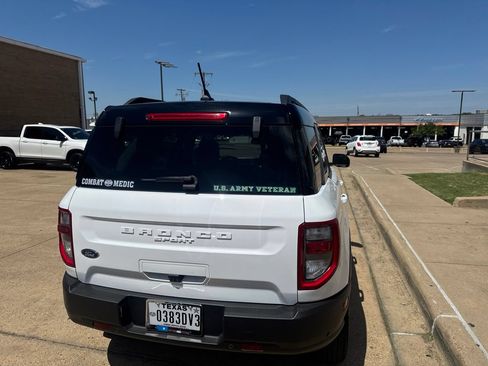 Used 2024 Ford Bronco Sport Outer Banks w/ Tech Package AWD/4WD image 5