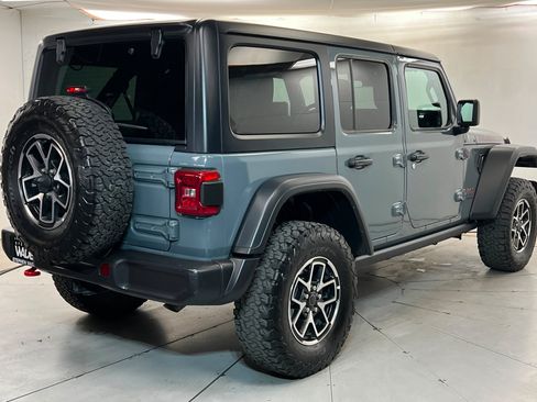Certified 2026 Jeep Wrangler Unlimited Rubicon AWD/4WD image 5