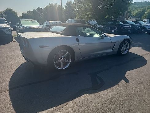 Used 2006 Chevrolet Corvette Convertible w/ Preferred Equipment Group image 5