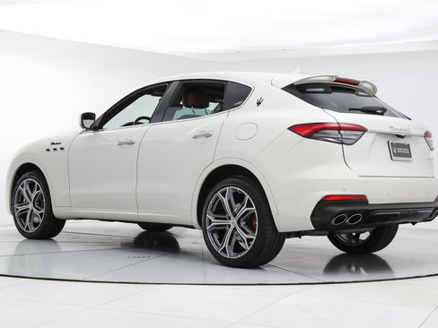 Certified 2023 Maserati Levante Modena AWD/4WD image 3