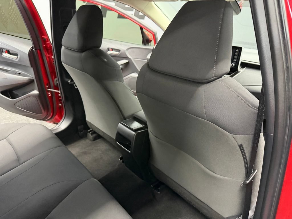 Used 2021 Toyota Corolla LE FWD image 42