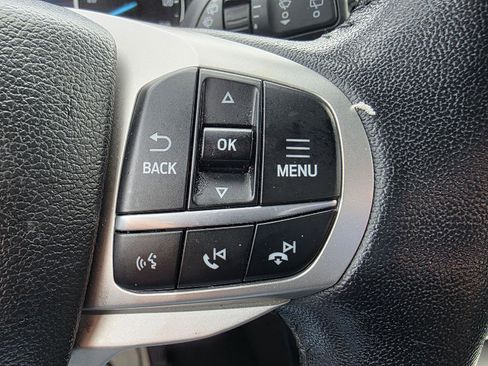 Used 2023 Ford Explorer XLT w/ Equipment Group 202A image 11