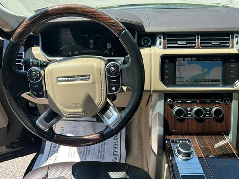 Used 2014 Land Rover Range Rover HSE AWD/4WD image 21