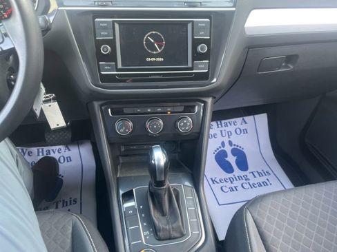 Used 2021 Volkswagen Tiguan S image 16
