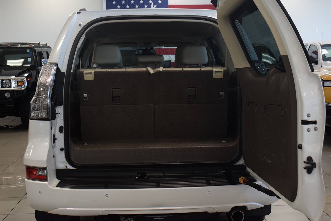 Used 2014 Lexus GX 460 w/ Premium Package AWD/4WD image 15