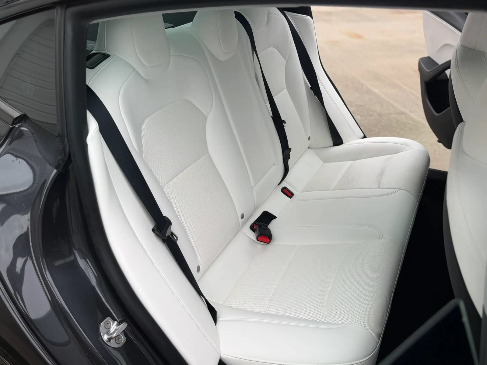 Used 2025 Tesla Model 3 Long Range RWD image 22