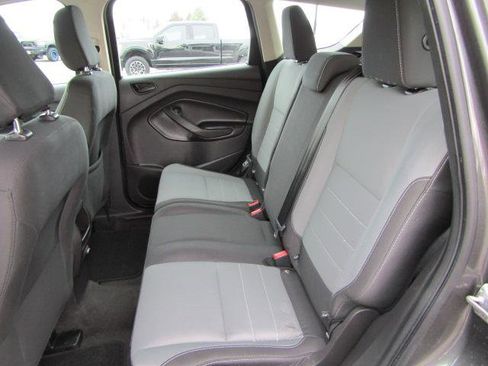 Used 2019 Ford Escape S image 16