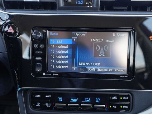 Used 2018 Toyota Corolla iM FWD image 29