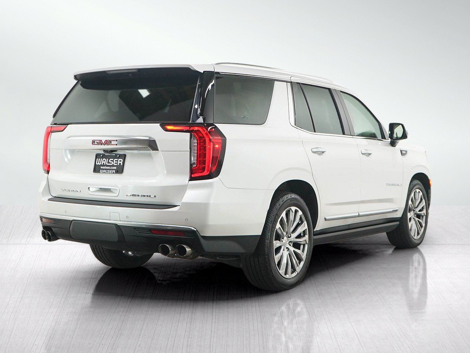 Used 2021 GMC Yukon Denali w/ Denali Ultimate Package AWD/4WD image 6