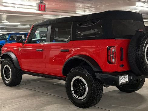 Used 2023 Ford Bronco Badlands w/ Sasquatch Package AWD/4WD image 3