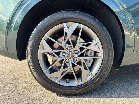 Used 2023 Genesis GV70 2.5T Select w/ Select Package image 17