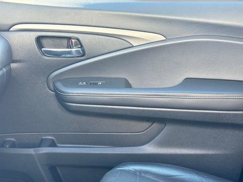 Certified 2023 Honda Ridgeline RTL image 22