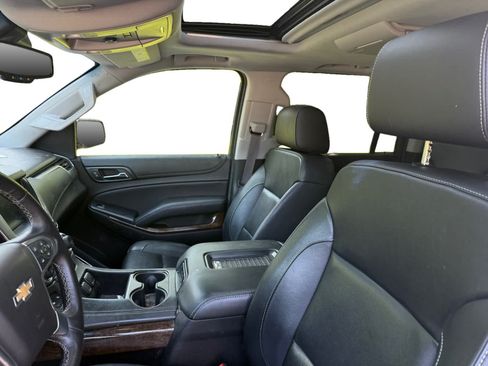 Used 2017 Chevrolet Suburban LT AWD/4WD image 11