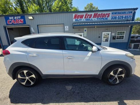 Used 2016 Hyundai Tucson Sport FWD image 4