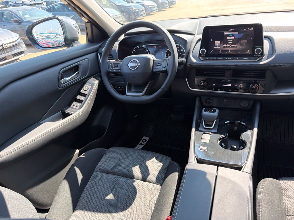 New 2026 Nissan Rogue SV FWD image 19