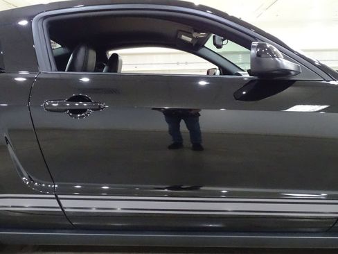 Used 2007 Ford Mustang Shelby GT500 RWD image 33