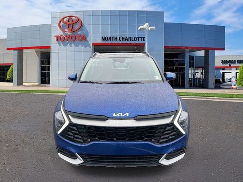 Used 2025 Kia Sportage EX w/ Premium Package image 5