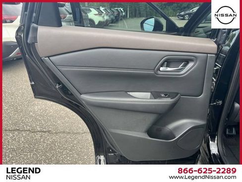 Certified 2023 Nissan Rogue SL AWD/4WD image 16