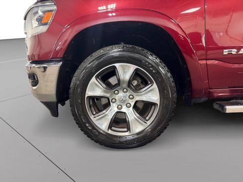 Used 2019 RAM 1500 Laramie AWD/4WD image 13