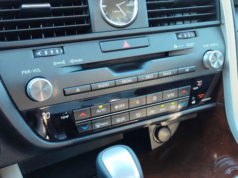 Used 2017 Lexus RX 350 FWD image 12