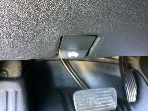 Used 2021 GMC Sierra 2500 AT4 image 68