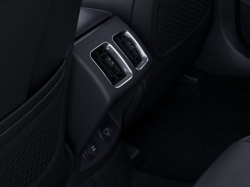 Certified 2024 Kia Sorento EX image 26