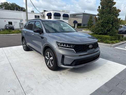 Used 2021 Kia Sorento S w/ Panoramic Sunroof Package FWD image 1